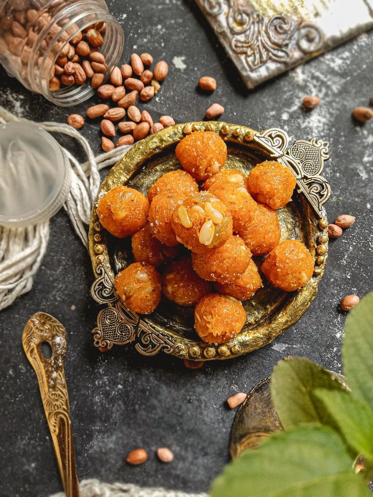 Motichoor Laddu